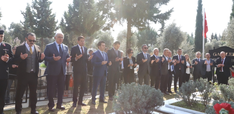 Başkan Özcan, Çanakkale Şehitlerini andı