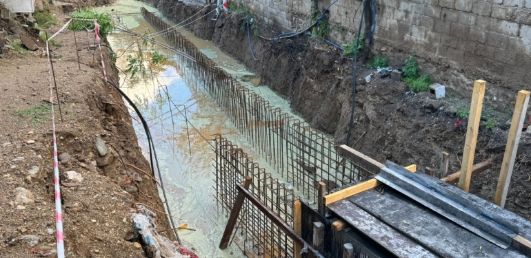 DSİ 685 Sokağa girdi, ne yol kaldı, ne altyapı!