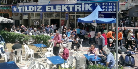 Merhum Ahmet Yeloğlu, hayırla yadedildi!