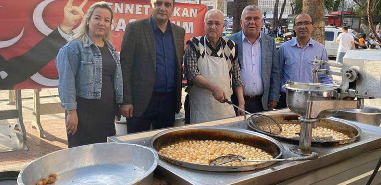 Alparslan Türkeş, vefatının 27. yıldönümünde rahmetle anıldı!