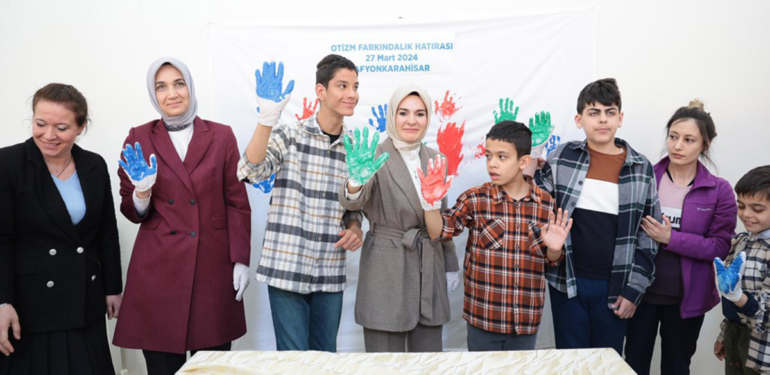 Bakan Göktaş, Otizmli bireylere yönelik yeni modeli açıkladı!