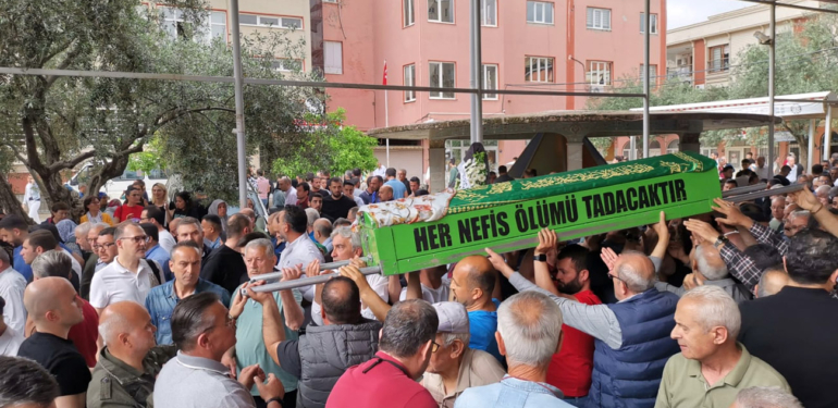 Hastalığa yenik düşen Karan, dualarla ebediyete uğurlandı!