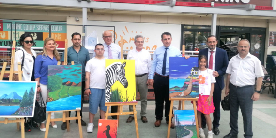 ‘7’den 77’ye Sanat’ resim sergisi, büyük ilgi gördü!