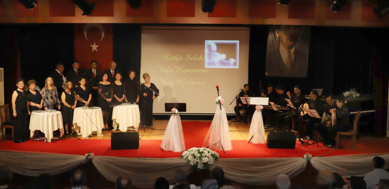 ‘Lütfü Selek Vefa Konseri’ duygulandırdı!
