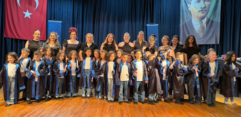‘Nazilli Çocuk Gelişim Merkezi’ ilk mezunlarını verdi!