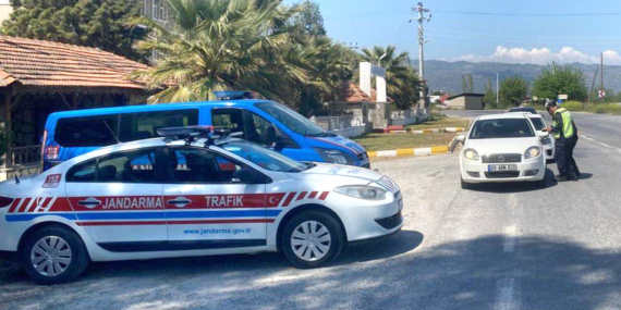 Trafik Jandarması, Mayıs’ta 50 bin 694 aracı denetledi!