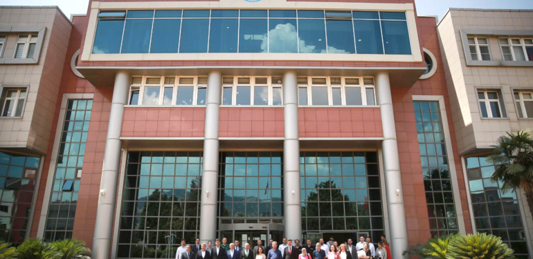 Üniversite – Sanayi işbirliği ile ‘İşletmede Mesleki Eğitim Modeli’