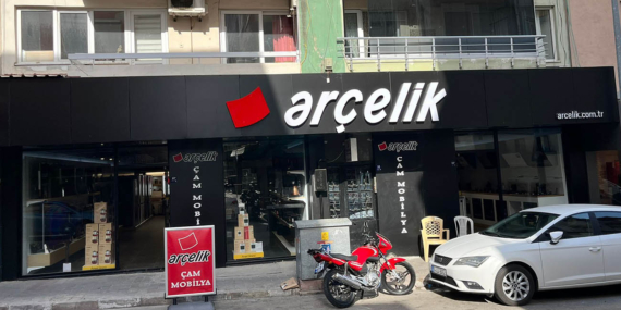 ‘Arçelik Çam Mobilya’ özel indirimler ve fırsatlarla açıldı!