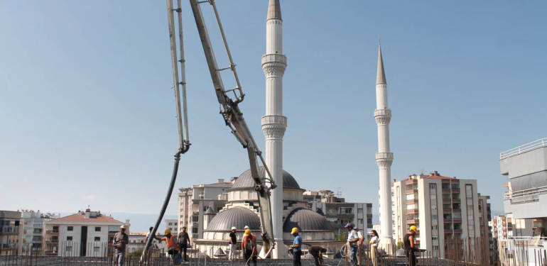‘Aydın Yatılı Hafızlık Erkek Kur’an Kursu’ inşaatı hızla yükseliyor!
