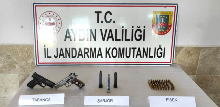Jandarma’dan, ruhsatsız silah taşıyan/satan şahsa operasyon!