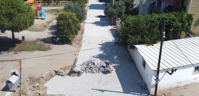 Başkan Tetik’ten Şirinevler’in yarım asırlık yol sorununa neşter!