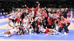 a-milli-kadin-voleybol-takimi-paris-2024-yari-finalinde-italya-ile-karsilasacak-levs_cover.jpg