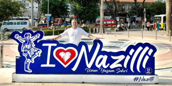 Biçer, ‘Nazlı Kızın Öyküsü’nü Nazilli için yazdı ve seslendirdi!