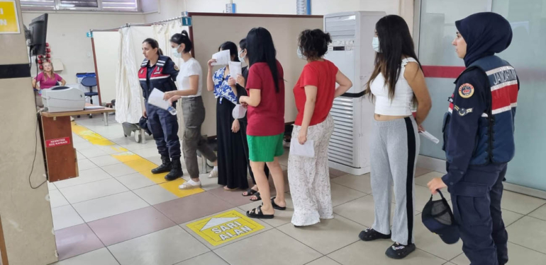 İsabeyli’de yabancı şahıs kontrolü: 11 gözaltı!