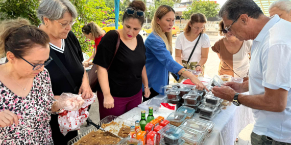 CHP Kadın Kolları’ndan ‘Eğitime Destek Kermesi’