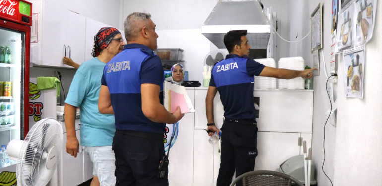 Zabıta, okul çevrelerinde hijyen ve güvenlik kontrolü yaptı!