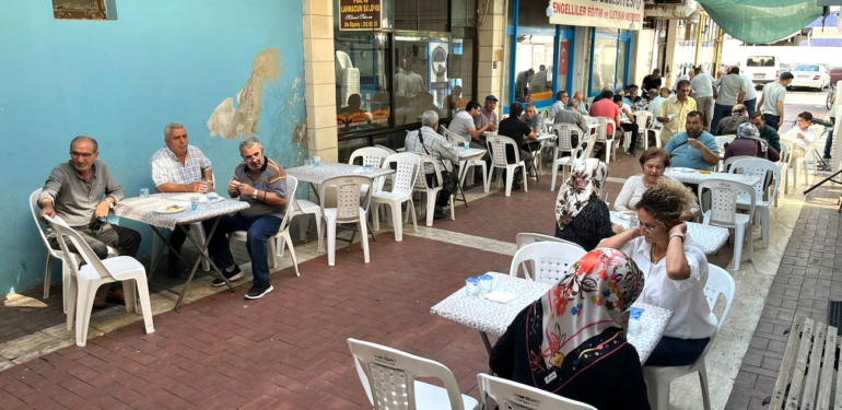 Erzurumlular ‘Pilav-Kavurma Hayırı’nda buluştu!