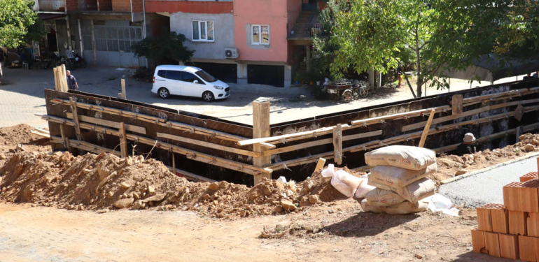 Hisarcık Mahallesi Meydanı genişletiliyor!