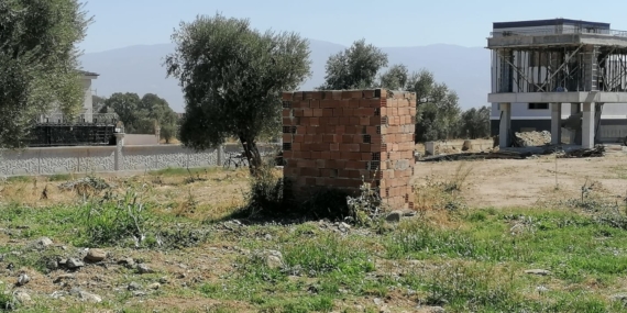 Mahalleli çocukları için endişeli; “YIKILSIN!”