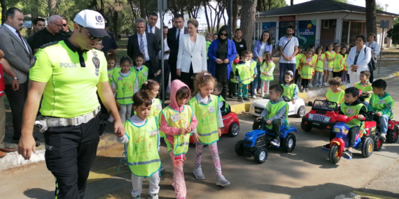 Miniklere ‘Güvenli Trafik’ eğitimi!