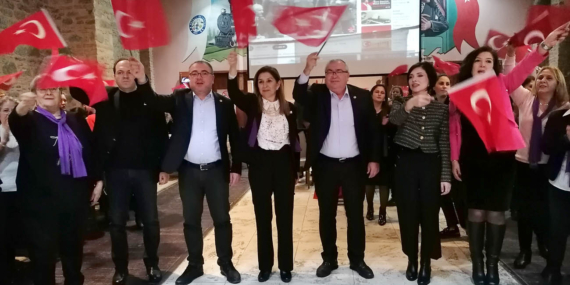 CHP’li kadınlar, ‘Seçme ve Seçilme Hakkı’nın 90. yılını kutladı!