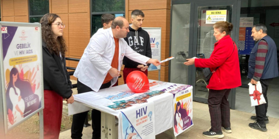 İlçe Sağlık Müdürlüğü, HIV/AIDS konusunda bilgilendirdi!