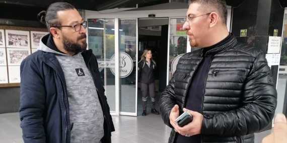 Basın mensupları meclisi terk etti!