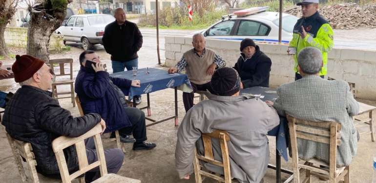 Jandarmanın traktör kazalarına yönelik eğitimleri sürüyor!