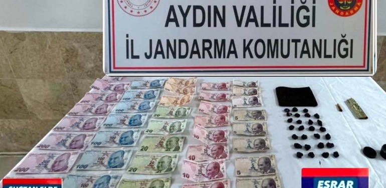 Jandarma KOM, uyuşturucu satıcısını suçüstü yakaladı!