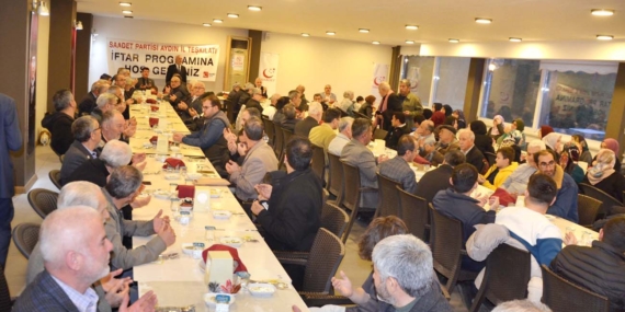 Saadet Partisi Aydın İl Başkanlığı’ndan vefa iftarı…