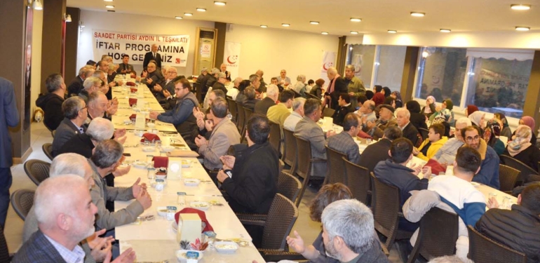 Saadet Partisi Aydın İl Başkanlığı’ndan vefa iftarı…