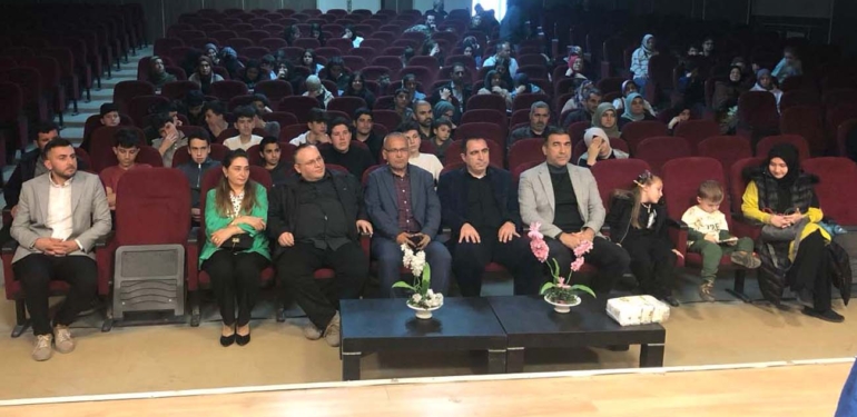 Öğrenciler geleneksel değerlerle buluştu… ‘İftarda Konuşalım’