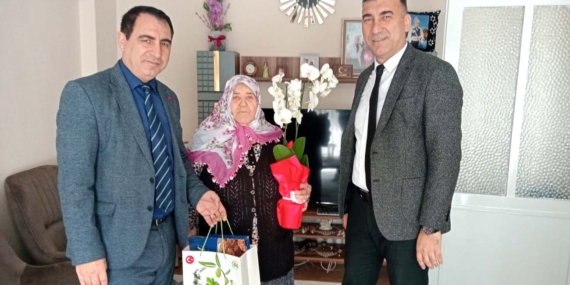Şehit ailelerine bayram öncesi anlamlı ziyaret!