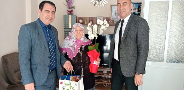 Şehit ailelerine bayram öncesi anlamlı ziyaret!