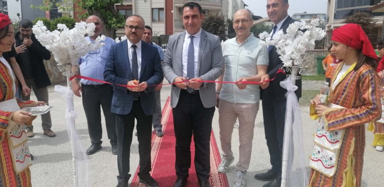 Müşerref Gündoğdu Ortaokulu’ndan ‘23 Nisan Şenliği’