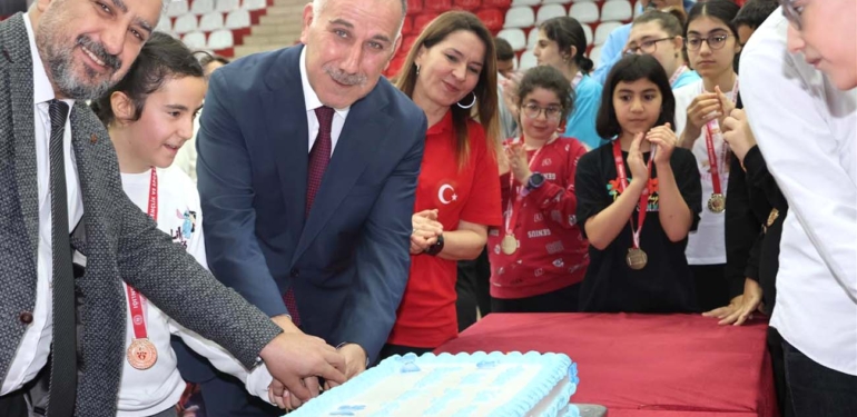‘Dünya Otizm Farkındalık Günü’nde anlamlı organizasyon!