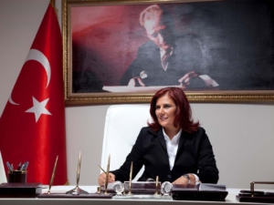 özlemcercioglu-23