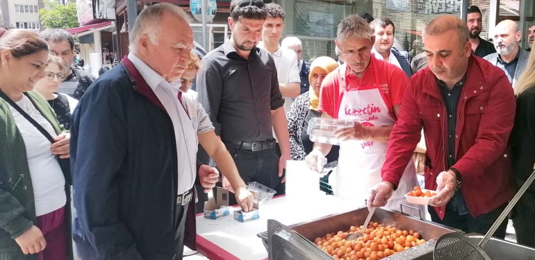 AK Parti’den Murat Önder için lokma hayrı!