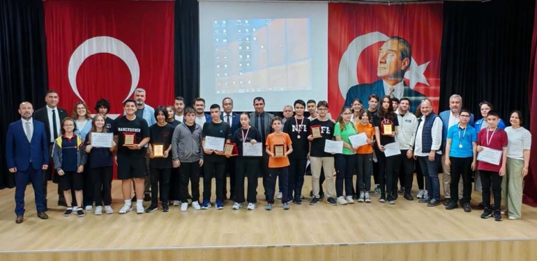 Nazilli Matematik Olimpiyatları’nın kazananları ödüllerine kavuştu!