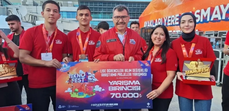NFL ALP Takımı, TEKNOFEST’te ‘Türkiye Birincisi’ oldu!