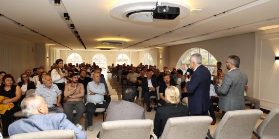 AK Partili Vekiller, incir üreticileri ve tüccarlarla buluştu!
