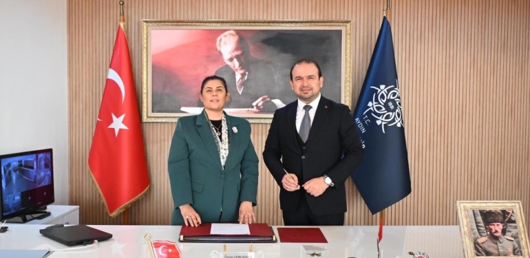 Büyükşehirden Nazilli’ye ‘Diş Kliniği’, kırsala ‘Mobil Klinik’