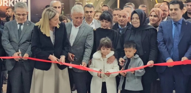 Nazillili şehidimiz için oluşturulan ‘Saygı Alanı’ törenle açıldı!