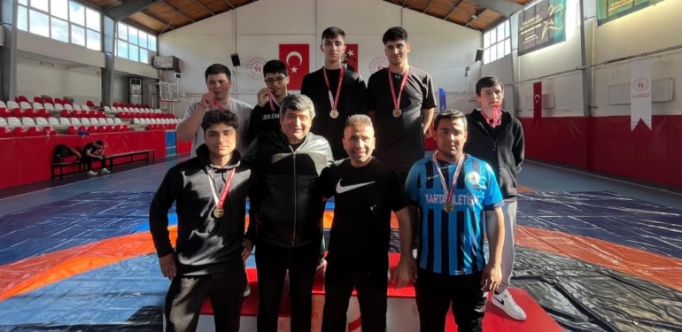 nazilligüres-Agencler