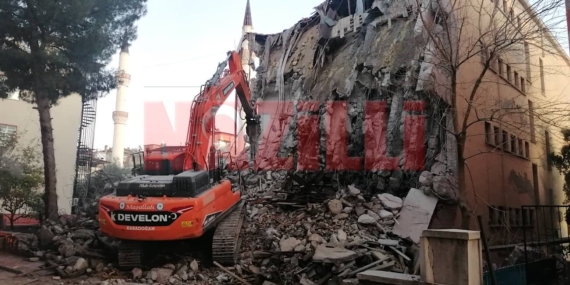 Nazilli İlçe Halk Kütüphanesi’nin eski binasında yıkım zamanı!