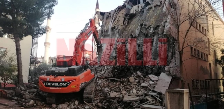 Nazilli İlçe Halk Kütüphanesi’nin eski binasında yıkım zamanı!