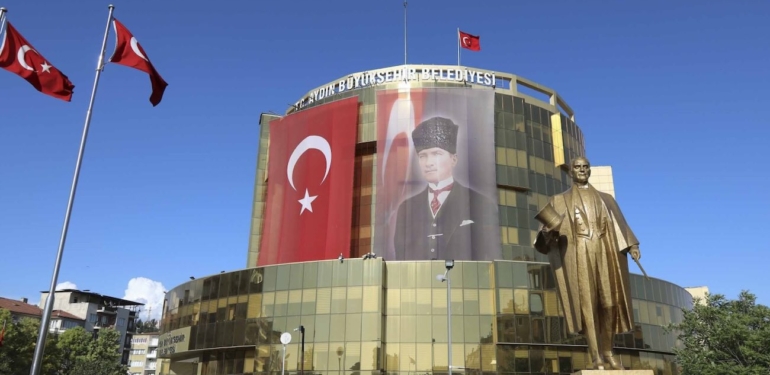 Büyükşehir Belediyesi’nden TMMOB’a ‘iftar sofrası’ yanıtı!