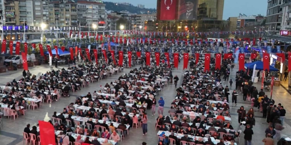 Başkan Çerçioğlu, Aydınlıları iftar sofraları ve etkinliklere davet etti