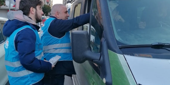 AK Parti Nazilli’nin ‘İftara 5 Kala’ etkinliği sürüyor