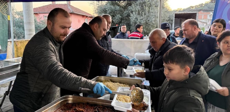 AK Parti Nazilli İlçe Başkanlığı’ndan ‘Gönül Seferberliği’